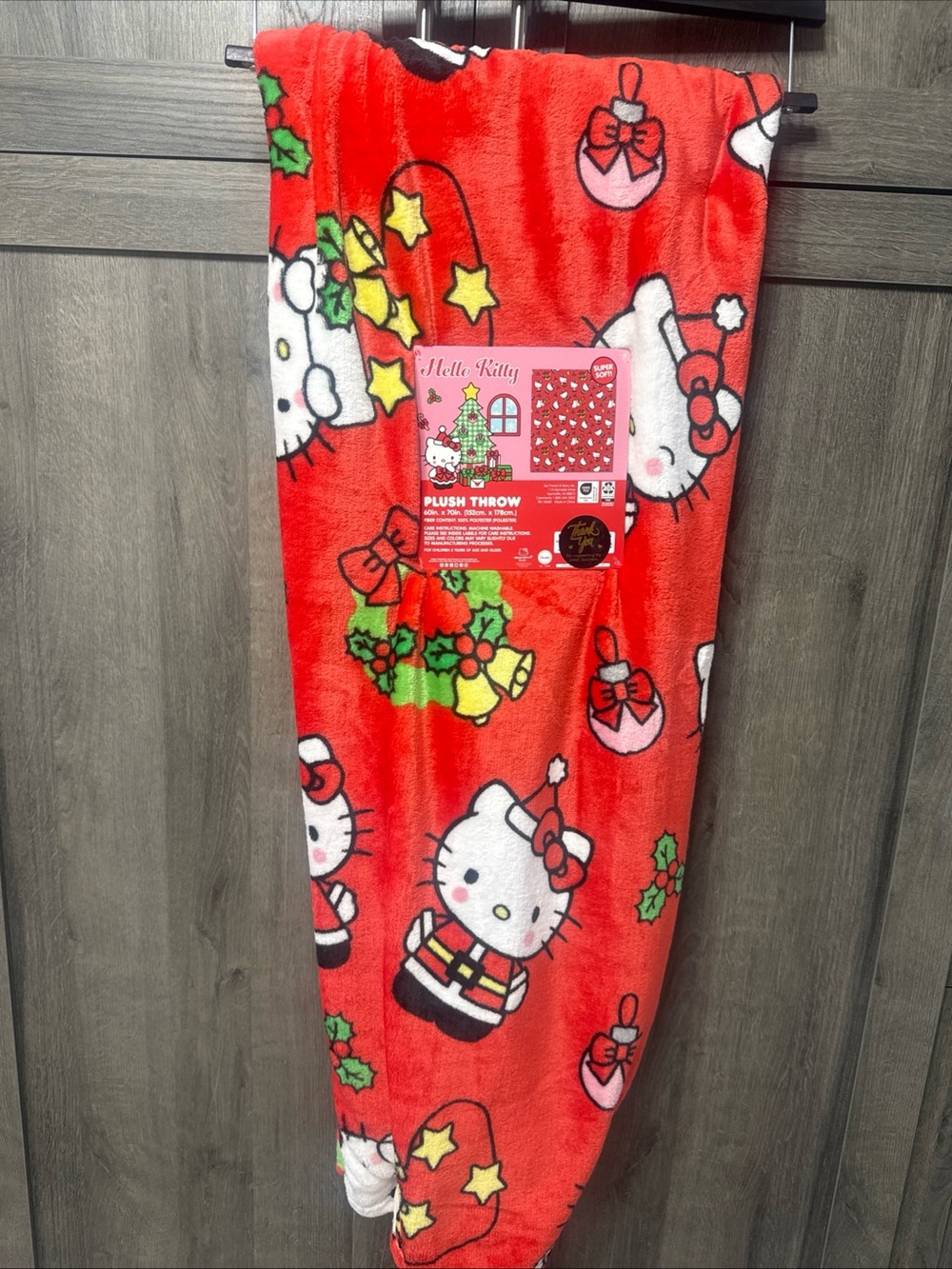 New Hello Kitty Christmas Santa & Stockings Red 60" x 70" Throw Blanket